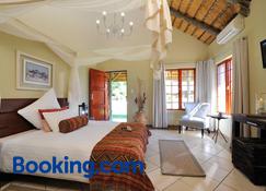 Frans Indongo Lodge - Otjiwarongo - Slaapkamer
