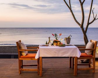 Nalika Beach Resort - Adults Only - Seririt