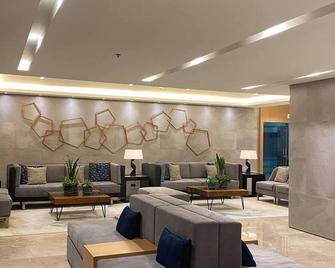 1 BR Furnished Condo in Mandaluyong @Fame 1 Edsa - 2021 - Mandaluyong - Lounge