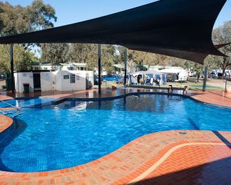 Nrma Echuca Holiday Park - Echuca - Pool