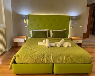 Sant'Oronzo Rooms - Lecce