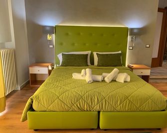 Sant'Oronzo Rooms - Lecce