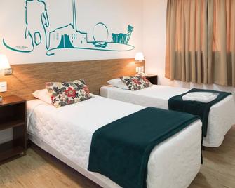 Garibaldi Business Hotel - Porto Alegre - Bedroom