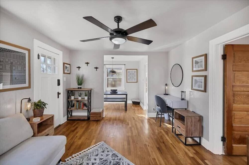 أركاديا هاوس - كولورادو سبرينغز - غرفة معيشة