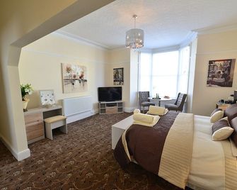 Snooze Rooms - Llandudno