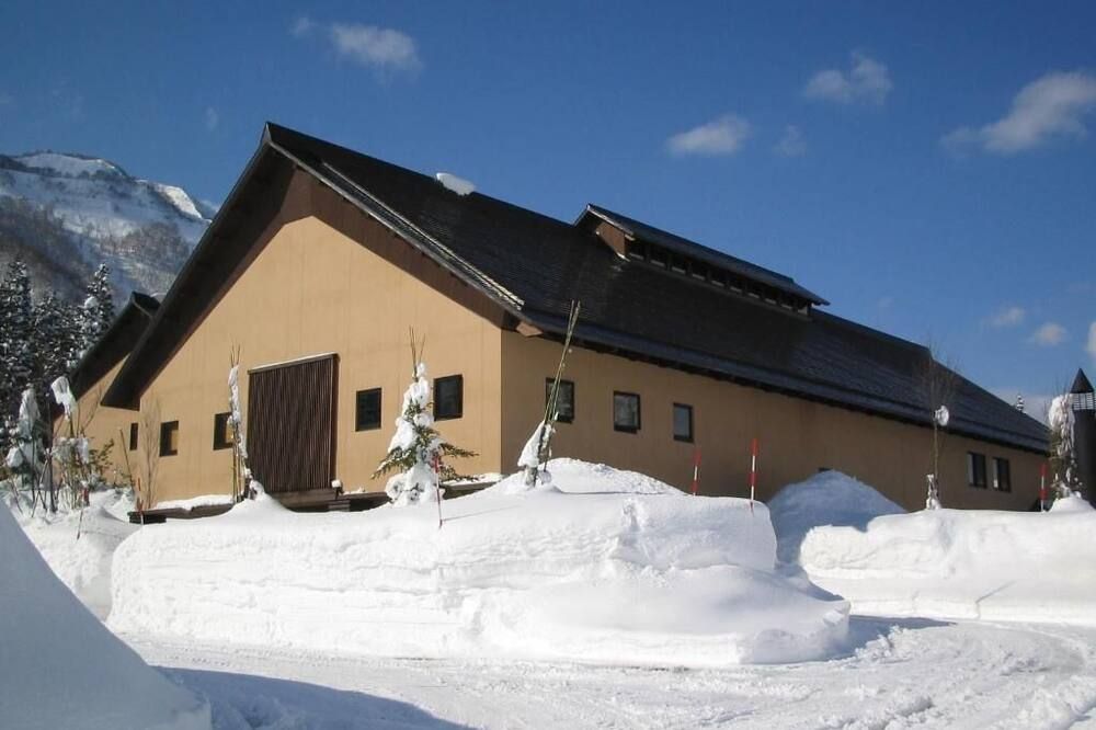 تويوتا شيراكاوا-جو إيكو إنستيتوت