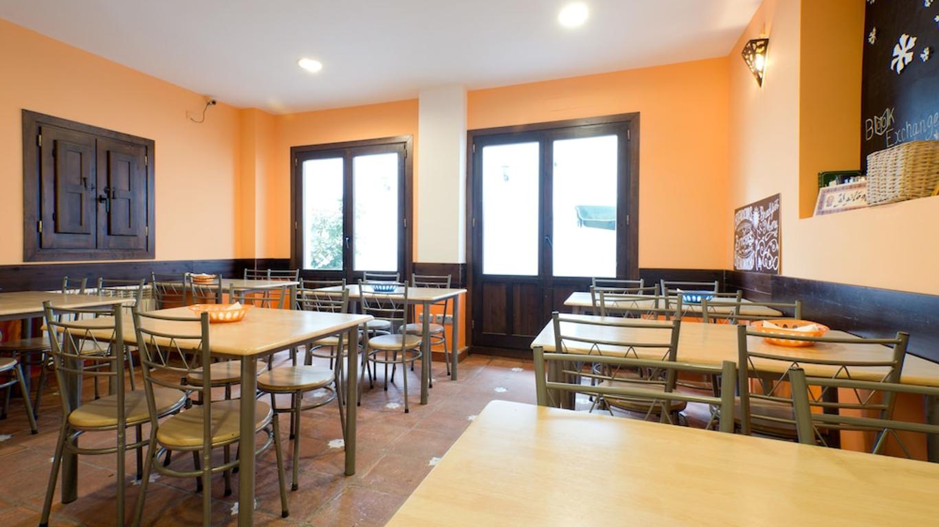 Oasis Backpackers' Hostel Granada