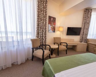 Hotel Bueno - Mamaia - Sovrum