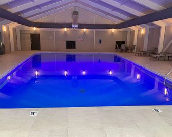 Best Western Plus Clarks Summit Scranton - Clarks Summit - Bazén