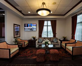 Hampton Inn by Hilton Napanee - Napanee - Lounge