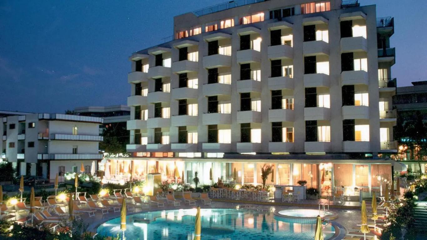 Hotel David