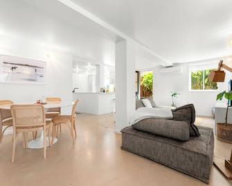 Luxe 2BR Apartment in the Heart of New Farm – Lifestyle, CBD & Attractions - Brisbane