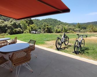 Consolacion - Monroyo - Patio