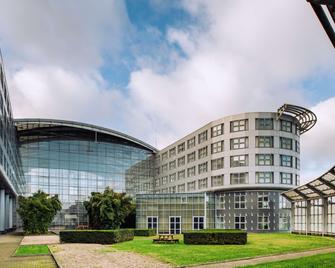 The Atrium Hotel & Conference Centre Paris CDG Airport, by Penta - Roissy-en-France - Gebouw