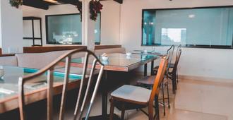 Amaris Bed & Breakfast - Lapu-Lapu City - Comedor