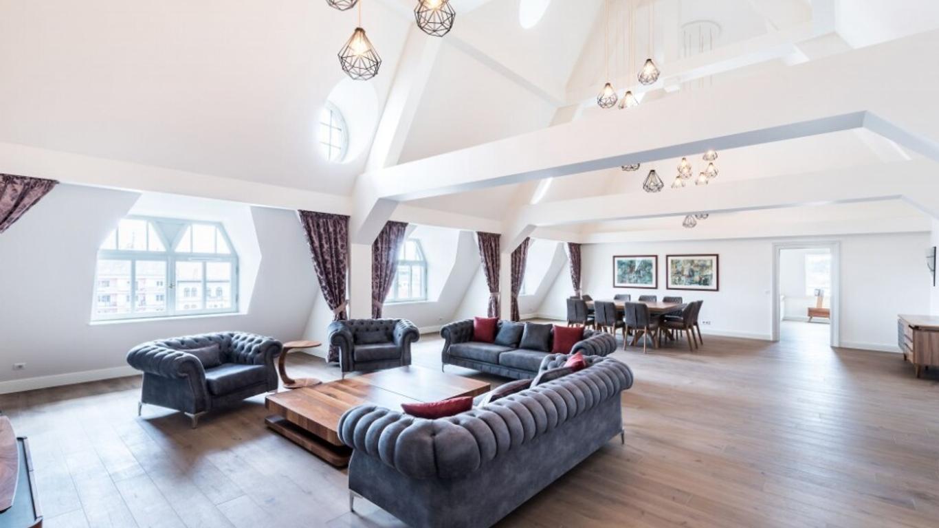 Úttö Luxury Suites
