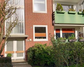 Ferienwohnung Parkblick - Bremerhaven - Budynek