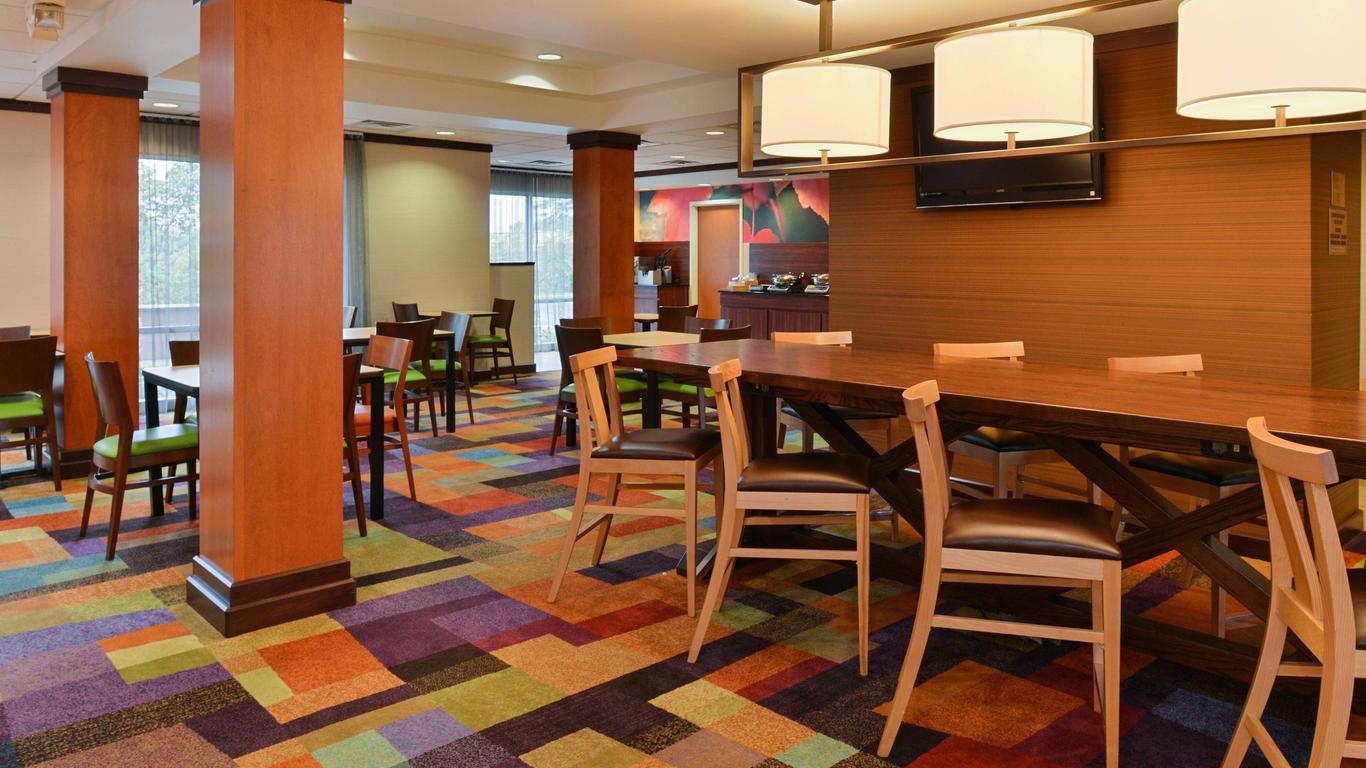 Fairfield Inn & Suites by Marriott Cleveland Avon