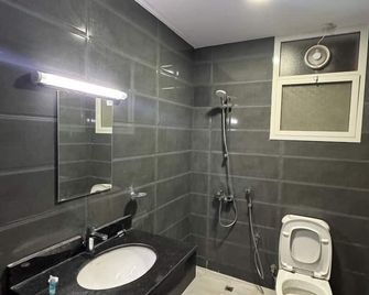 Star Suites - Salála - Koupelna