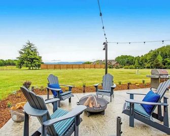Olympic Discovery Cottage - Sequim - Patio