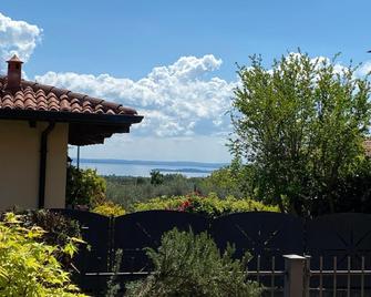 B&B Nonna Cecilia - Puegnago del Garda - Buiten zicht