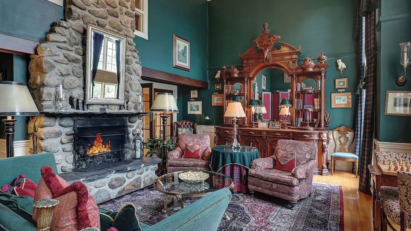 Ripplecove Hotel & Spa