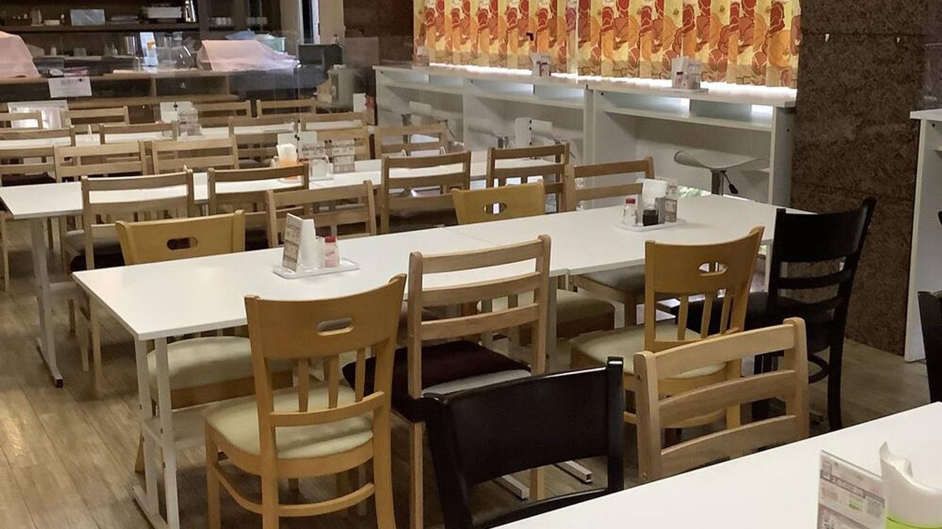 中村皇冠山飯店