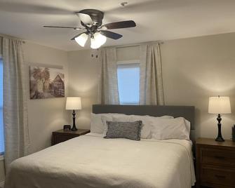Cozy East Side Condo in Washington close to City Park and Hospital - Washington - Slaapkamer