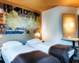 B&B Hotel München-Hbf - Munich - Bedroom