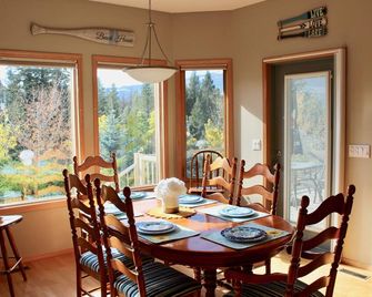 Lake Windermere Getaway! - Windermere - Dining room