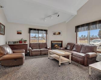 Nisswa Inn and Suites - Nisswa - Sala de estar