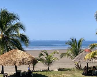 Las Lajas Beach Resort - Las Lajas (Chiriqui) - Beach