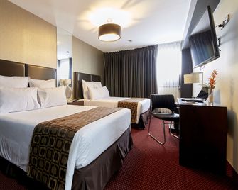 Hotel Carrera - לימה