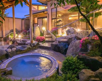 Iwakuni Kokusai Kanko Hotel - Iwakuni
