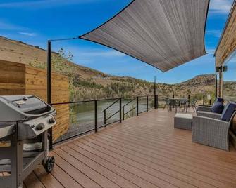 Lake Simtustus Resort Juniper Hill Tiny Home #13 - Hot Tub - Madras
