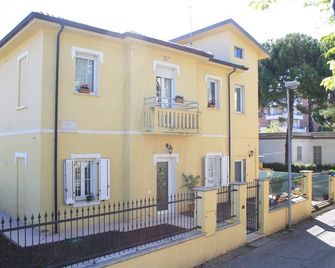 فيلا جرازيا - ريميني - مبنى