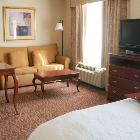 Bedroom view of Hampton Inn & Suites Kingman