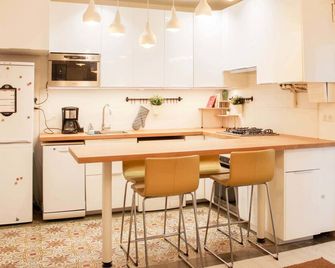 Charming 4p apartment in the heart of the 18th - París - Cocina
