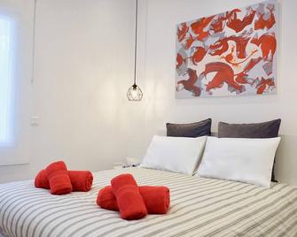 Unique Stylish Apt in Athens - Athens - Bedroom
