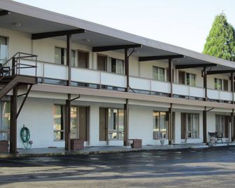 Town House Motel Longview - Longview - Building