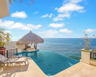 New! 2 Infinity Pools - Oceanfront Luxury Villa - Mismaloya - Pool