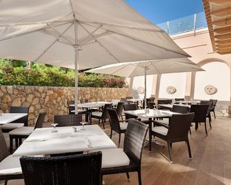 Aquasol Aparthotel - Thị trấn Palmanova - Nhà hàng