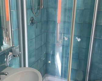 Hotel Residence La Darsena - Agropoli - Baño