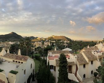 Slow Down & Soak Up the Sun at La Manga Club Resort, Las Palmeras 4 - Atamaría - Vista del exterior