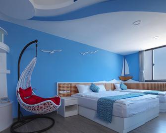 Happy Together B&B - Wujie Township - Bedroom