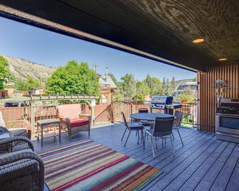 Spacious Home with Deck 5 Mi to Ridgway State Park! - Ridgway - Balcony