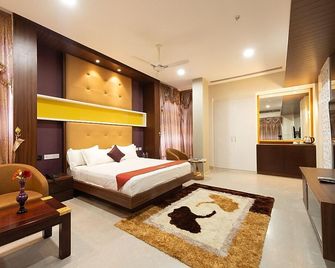 Hotel Vlr Residency - Nāgercoil - Bedroom