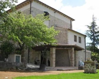 Il Casale Di Mario - Baschi - Gebouw
