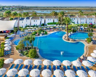 Bq阿爾庫迪亞太陽村酒店 - 坎皮卡福特 - 游泳池