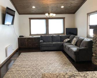 Loft, Kids Slide, Play Area - Island Park - Living room